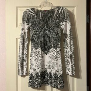 Boutique Black & White Embellished Tunic Medium